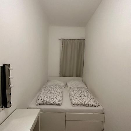 Comf. Apart Near The City - 13 Minutes To 1St Вена Экстерьер фото